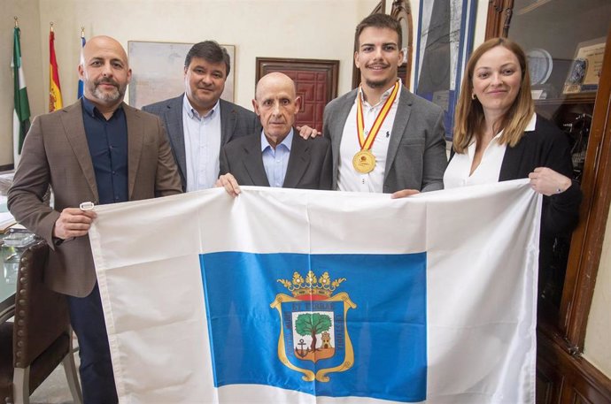 El Ayuntamiento de Huelva recibe al onubense Pepe Venegas, proclamado campeón de España Junior de Judo.