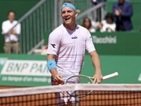 Davidovich, Ramos y Verdasco llegan a cuartos de final en Estoril