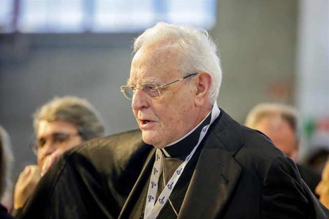 Archivo - El Cardenal Arzobispo Emérito de Sevilla, Carlos Amigo Vallejo