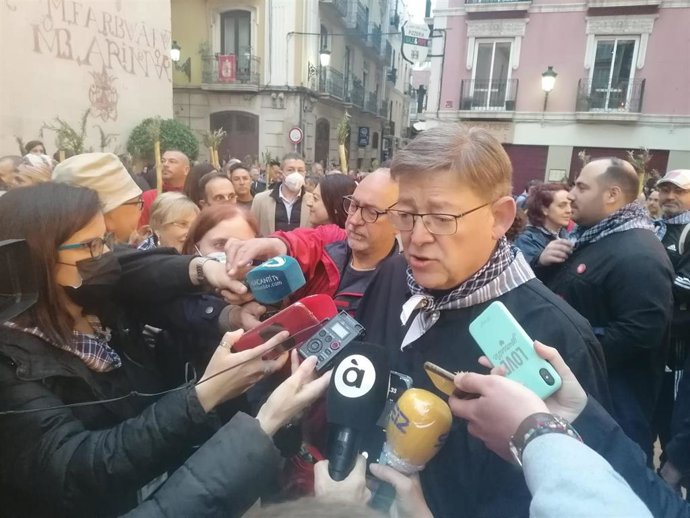 Puig pide a la Santa Faz el fin de la guerra y recuperación económica y social para "suturar la desigualdad"