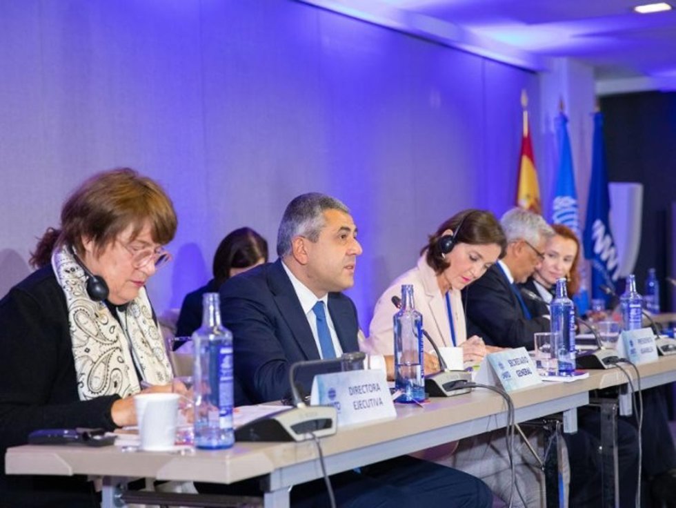 Los miembros de la OMT aprueban la suspensión de Rusia.