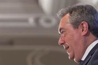 Espadas sugiere que Olona puede "impulsar voto de izquierda" el 19J y urge a Moreno a aclarar si sería su vicepresidenta