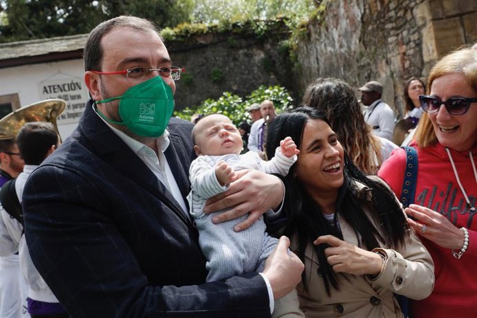 Adrián Barbón, en Avilés