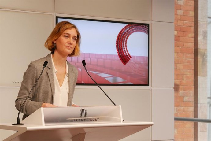 Archivo - La líder de los comuns en el Parlament, Jéssica Albiach, en rueda de prensa en el Parlament.