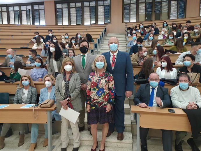 Jornada de investigación de residentes de Atención Familiar y Comunitaria de Cádiz.