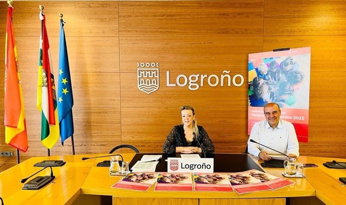 La concejala de Educación y Juventud, Beatriz Nalda, ha presentado esta mañana el programa de ludotecas para las próximas vacaciones de verano