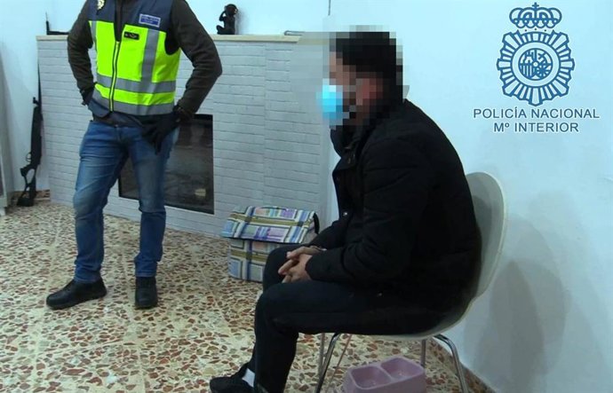 Detenido uno de los atracadores que persiguieron a un vehículo que portaba 151.000 euros en joyas.