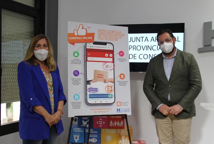 Presentación de la campaña divulgativa denominada 'Recomendaciones en tus compras por Internet'.