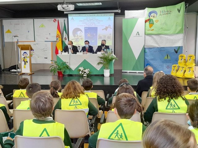 Clausura de la campaña.