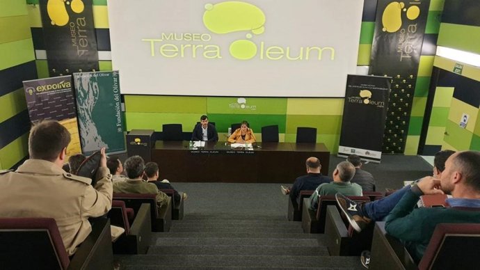 Jornada de puertas abiertas en Terra Oleum.