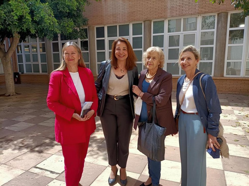 Manuela Carmena asiste al V Congreso Internacional Mujeres, Cultura y Sociedad de la UAL.