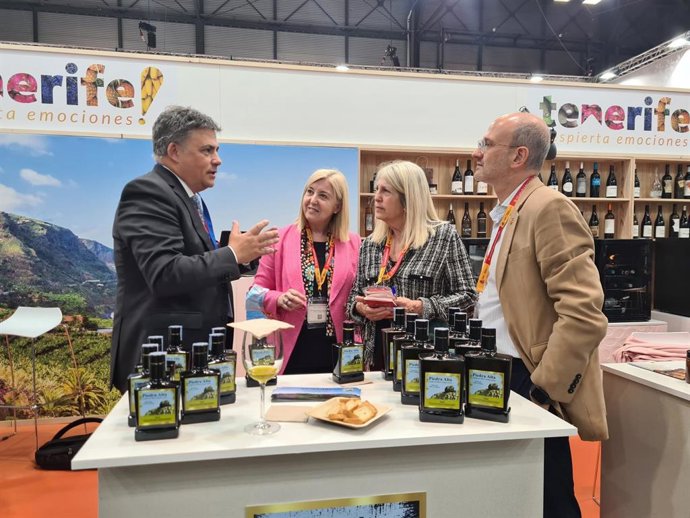El consejero de Agricutlura, Ganadería y Pesca del Cabildo de Tenerife, Javier Parrilla, en la feria 'Salón Gourmets'
