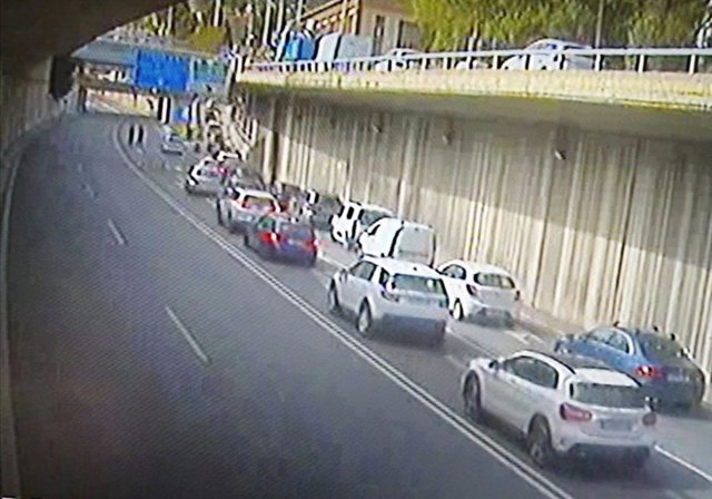 Imatge de les retencions a la carretera C-16 a causa de l'accident