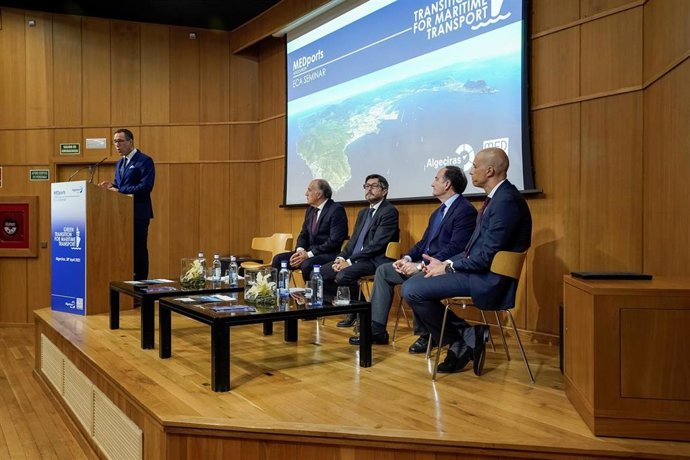 Seminario de puertos del mediterráneo en Algeciras.