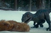 El bebé raptor es la estrella del nuevo tráiler de Jurassic Park Dominion
