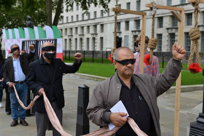 Protestas en Londres contra la pena de muerte en Irán.