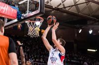 El Efes disputará su tercera 'Final Four' consecutiva tras eliminar al Armani Milán