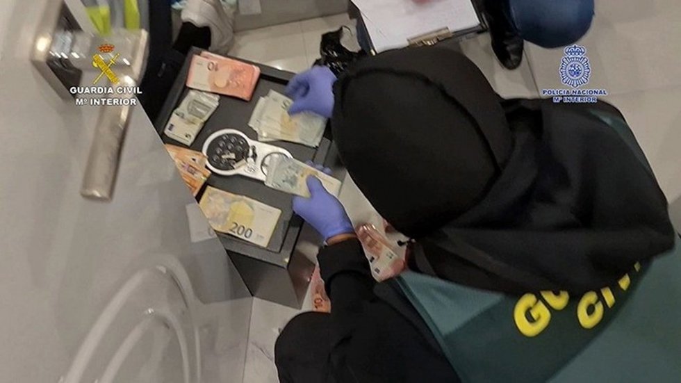 Operación de la Policía Nacional contra el narcotráfico en las provincias de Cádiz y Sevilla.