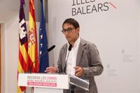 Govern y Aviba coinciden en la "plena colaboración interinstitucional" para afrontar la temporada turística