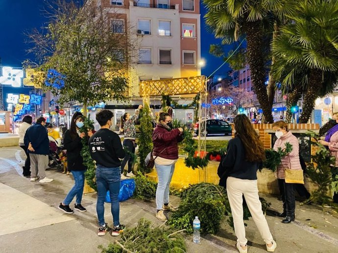 Acción Social promueve la integración de jóvenes y mayores en situación vulnerable en los barrios de la Edusi