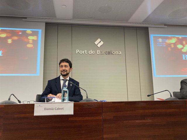 Archivo - El president de Port de Barcelona, Damià Calvet