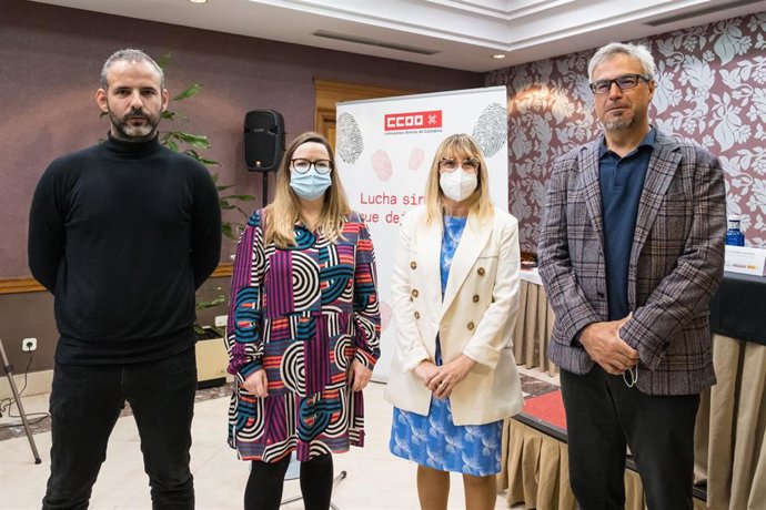 La consejera de Empleo y Políticas Sociales, Eugenia Gómez de Diego, inaugura la jornada del sindicato CCOO Nuevo marco de Relaciones Laborales.