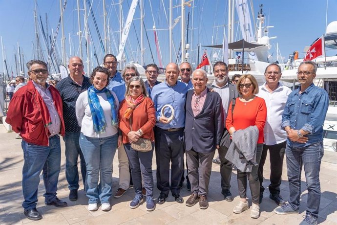 El Palma International Boat Show reconoce la labor de la Cofradía de Pescadores de Sant Pere con el Premio Marcial Sánchez-Barcáiztegui