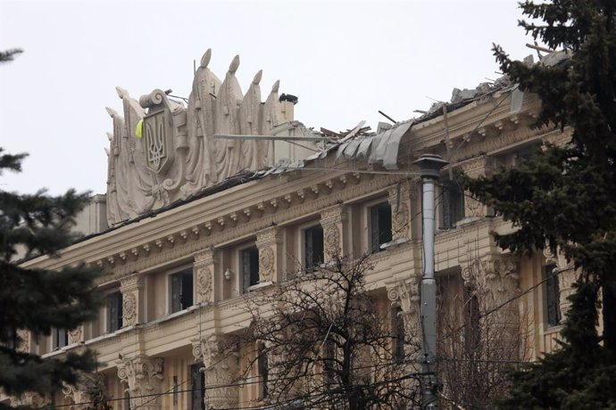 Archivo - Daños materiales en la Alcaldía de Járkov tras un ataque del Ejército de Rusia en el marco de la invasión de Ucrania