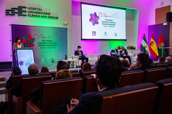 Catalina García cierra las 13 jornadas nacionales de innovación hospitalaria
