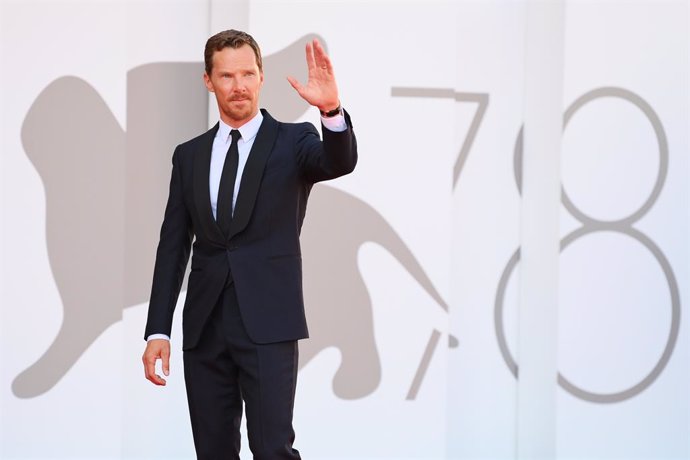 Archivo - 02 September 2021, Italy, Venice: English actor Benedict Cumberbatcharrives to attend the premiere of 'The Power of the Dog' during the 78th edition of the Venice Film Festival. Photo: Gian Mattia D'alberto/LaPresse via ZUMA Press/dpa