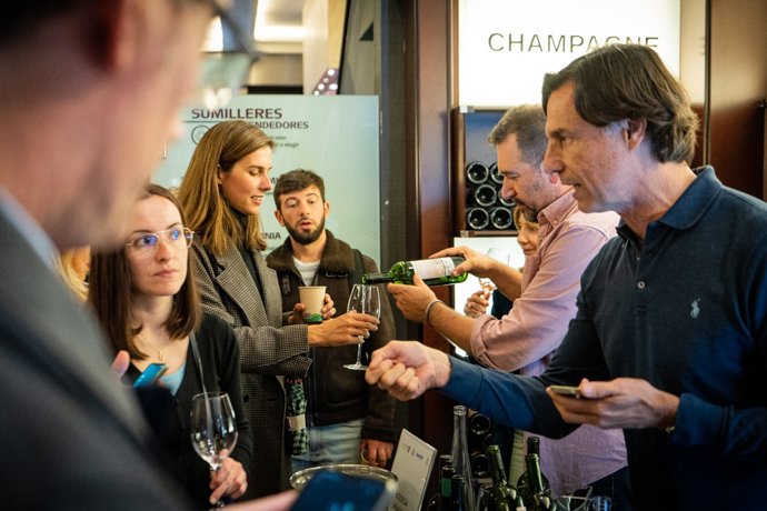 Promoción de vinos de Tenerife a través de Lavinia