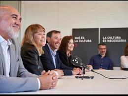 Natlia Garriga visita Olot per conixer-ne els projectes i equipaments culturals