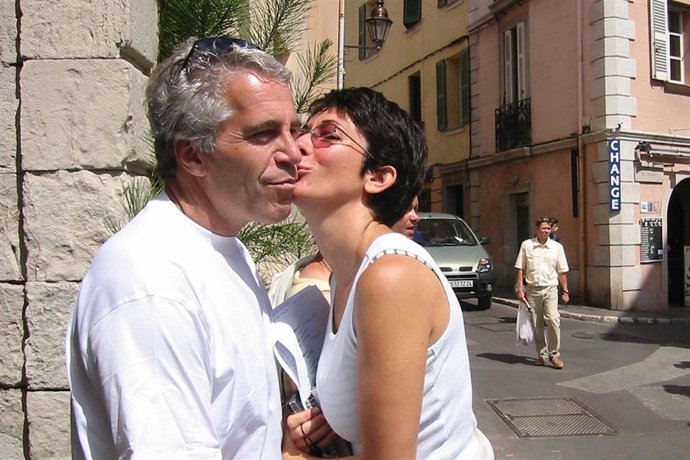 Archivo - Jeffrey Epstein y Ghislaine Maxwell
