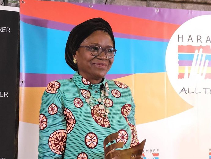 Franca Ovadje, ganadora del Premio Harambee 2022.