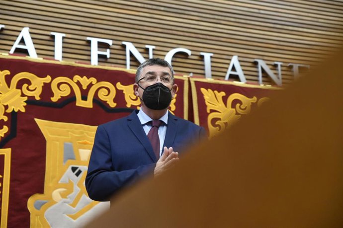 Archivo - El presidente de las Cortes Valencianas, Enric Morera
