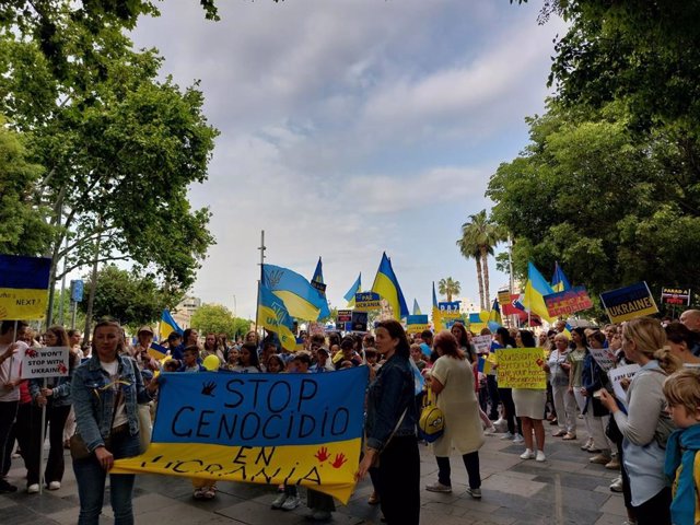Cientos de personas se manifiestan este sábado en Palma contra la guerra en Ucrania