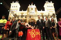 El encendido de la Feria de Sevilla devuelve todo su esplendor al Real tras dos años sin celebración por el Covid