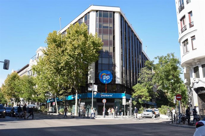 Archivo - Edificio de la sede del PP, en el número 13 de la calle Génova, a 28 de octubre de 2021, en Madrid (España).