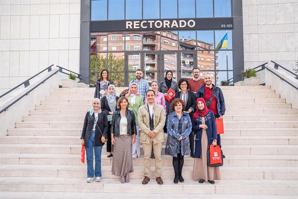 Siete estudiantes de Doctorado de Argelia inician hoy una estancia de investigación de tres meses en la UR