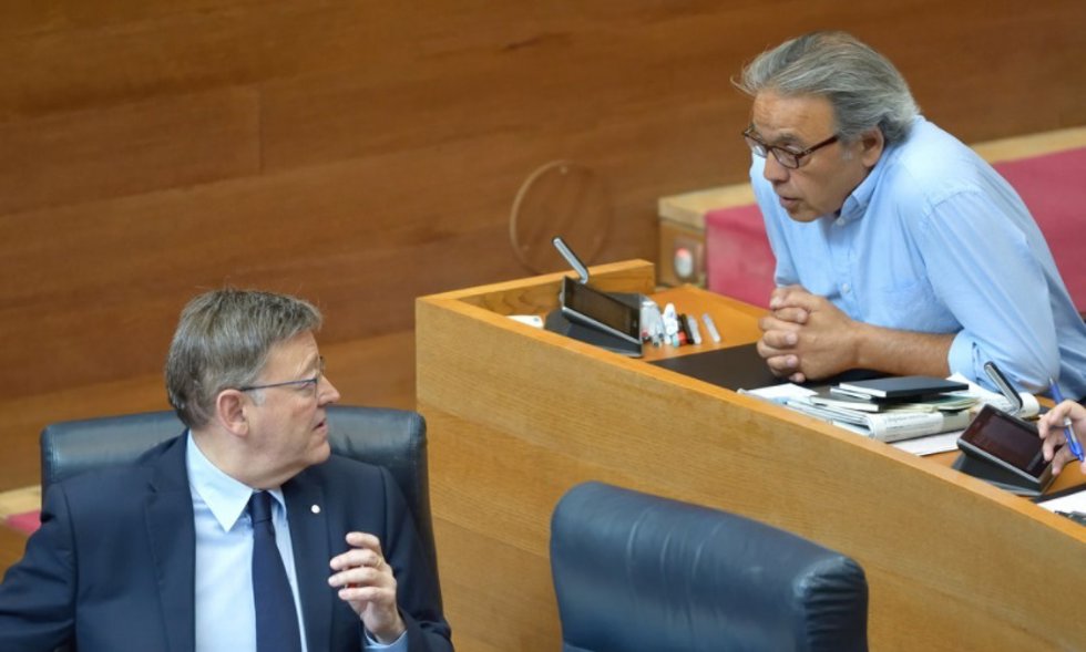 Archivo - Ximo Puig y Manolo Mata