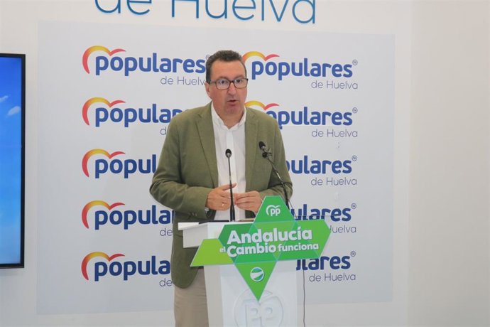 El presidente del PP de Huelva, Manuel Andrés González