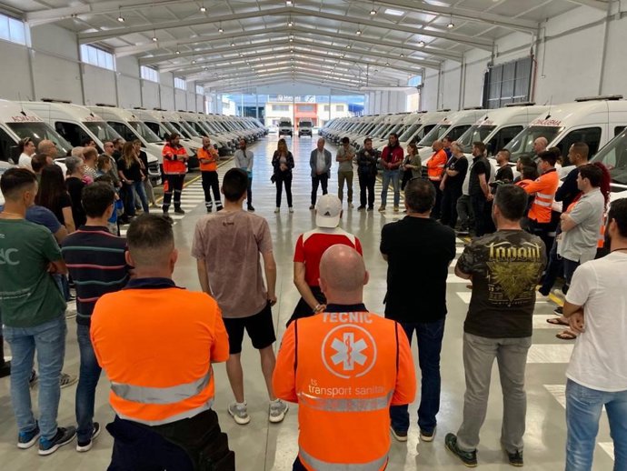 El Servicio de Salud balear asume la gestión de las ambulancias del transporte programado e internaliza a 245 profesionales