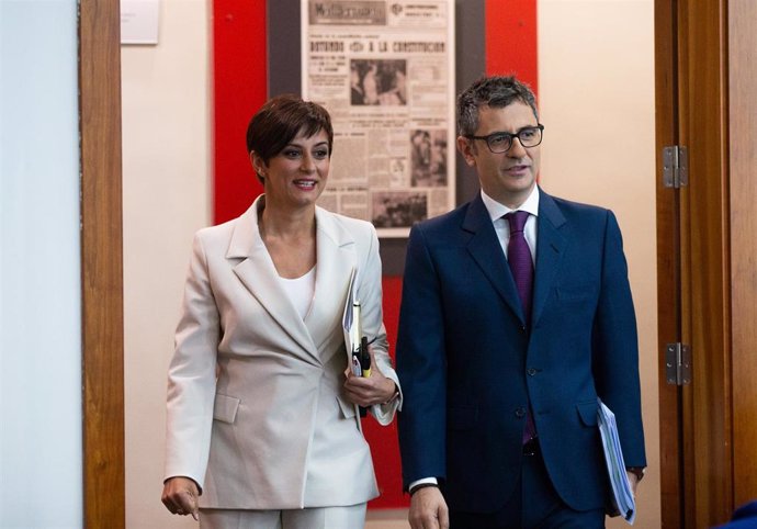 La ministra Portavoz, Isabel Rodríguez y el ministro de Presidencia, Félix Bolaños, 