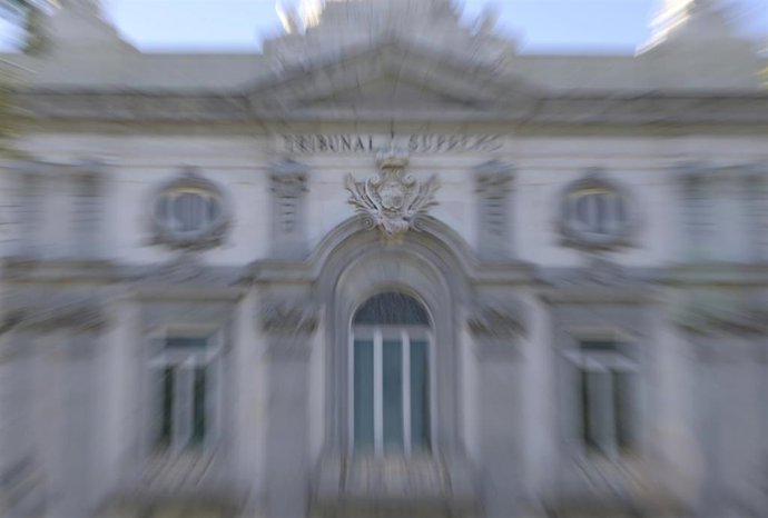 Archivo - La fachada del Tribunal Supremo, a 15 de octubre de 2021, en Madrid (España).