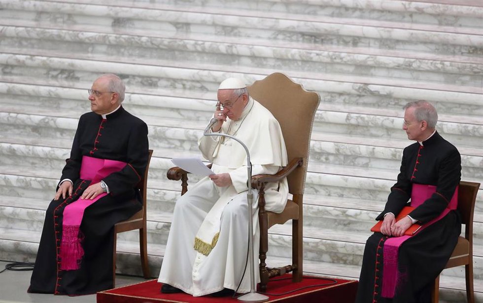 28 April 2022, Vatican, Vatican City: Pope Francis holds an audience in the Apostolic Palace at the Vatican. Photo: Grzegorz Galazka/Mondadori Portfolio via ZUMA/dpa