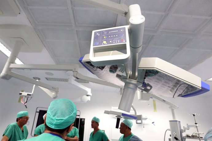 Archivo - Galicia converteuse nunha das primeiras comunidades de España en regular a titularidade e os dereitos de explotación da investigación e a innovación no ámbito sanitario