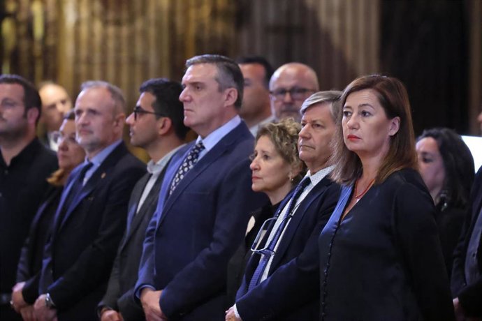 Armengol participa en la Catedral en el funeral en memoria de Josep Massot.