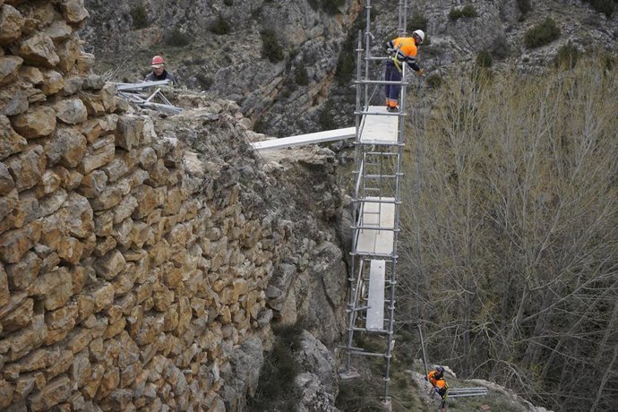 El torreón se encuentra en el sur de la muralla.