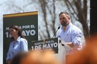 Abascal duda de que el espionaje a Sánchez y Robles sea verdad