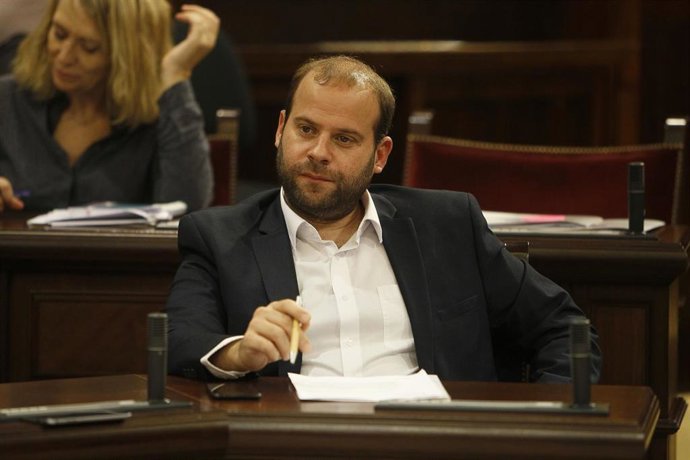 Archivo - El conseller de Medio Ambiente y Territorio, Miquel Mir Gual.